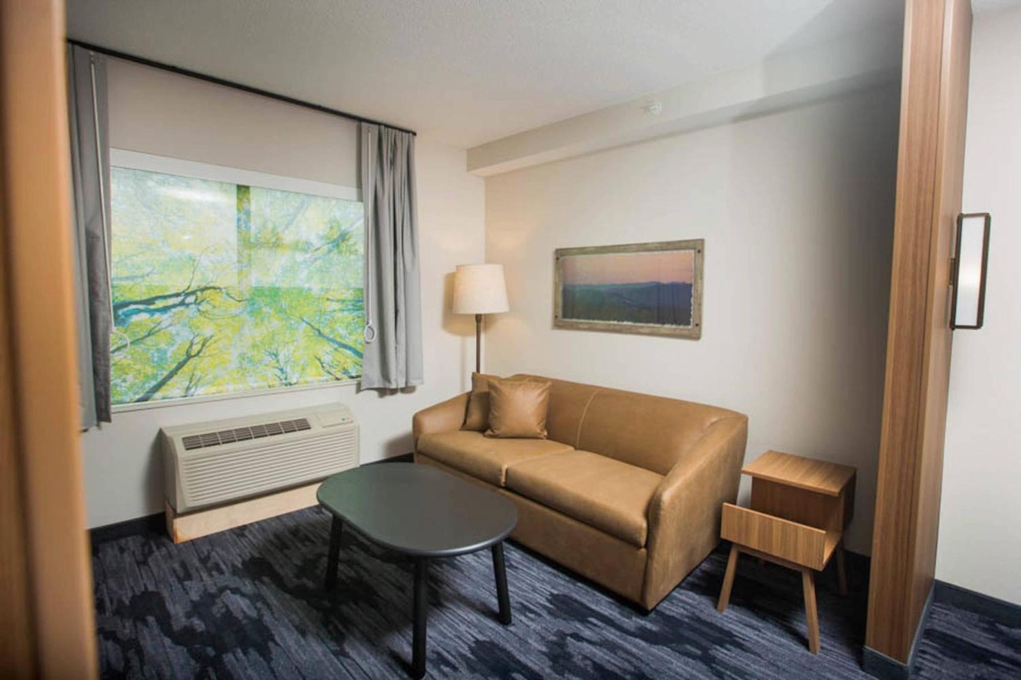 Fairfield Inn & Suites By Marriott Philadelphia Broomall/Newtown Square Dış mekan fotoğraf