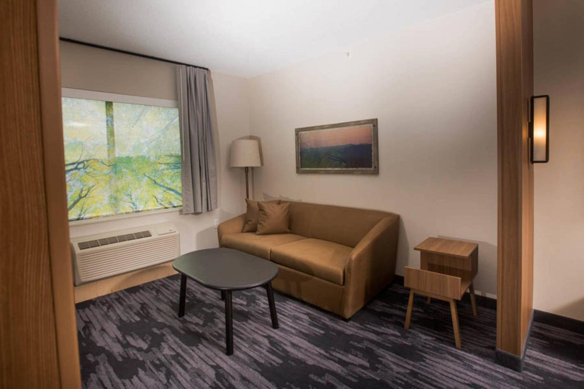 Fairfield Inn & Suites By Marriott Philadelphia Broomall/Newtown Square Dış mekan fotoğraf