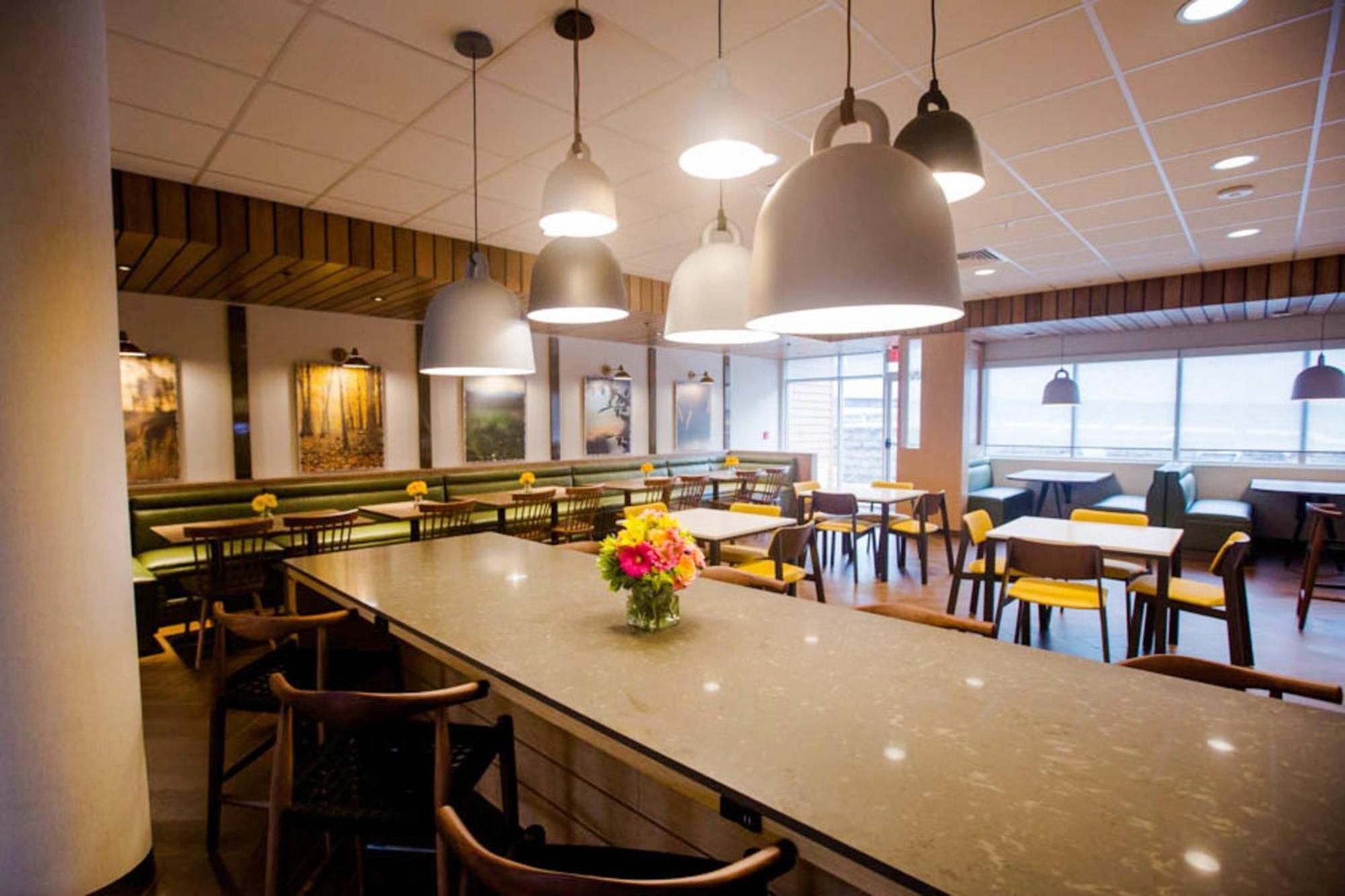 Fairfield Inn & Suites By Marriott Philadelphia Broomall/Newtown Square Dış mekan fotoğraf