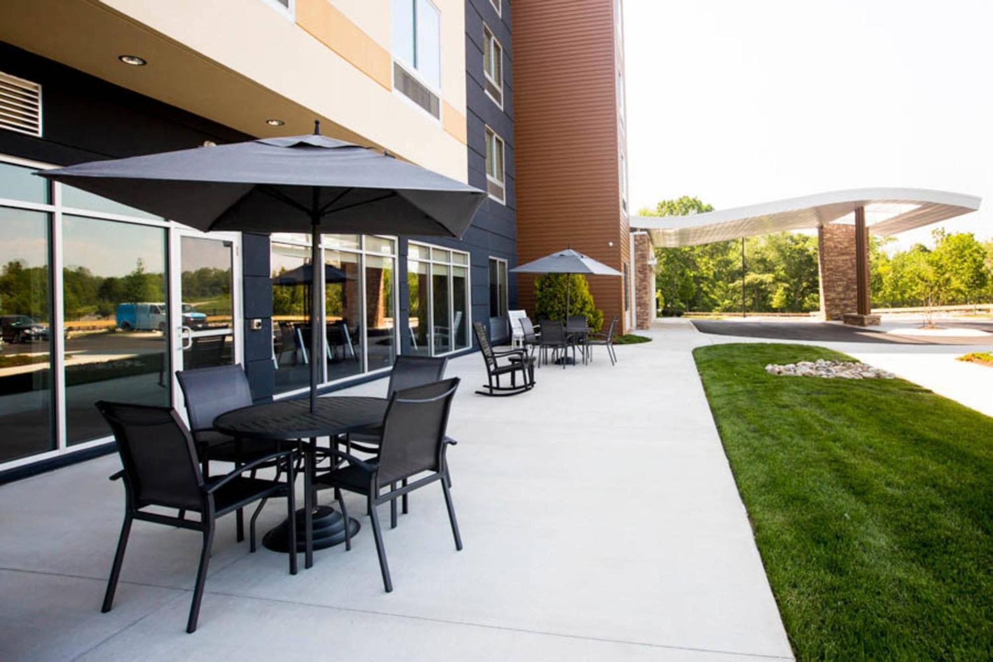 Fairfield Inn & Suites By Marriott Philadelphia Broomall/Newtown Square Dış mekan fotoğraf